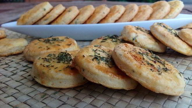 Рецепт греческого печенья с брынзой и тимьяном