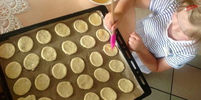 Рецепт греческого печенья с брынзой и тимьяном