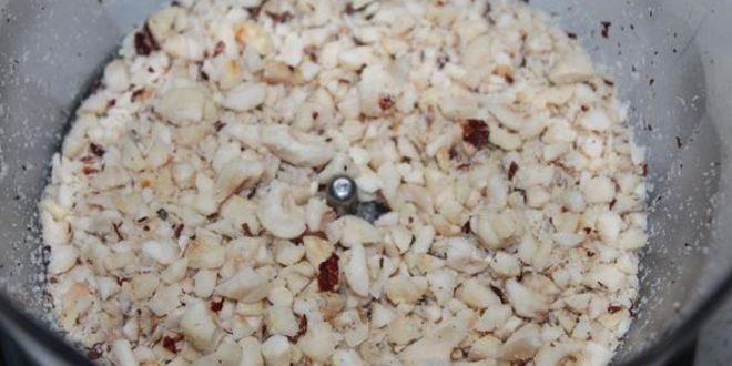 Рецепт медового печенья с орешками