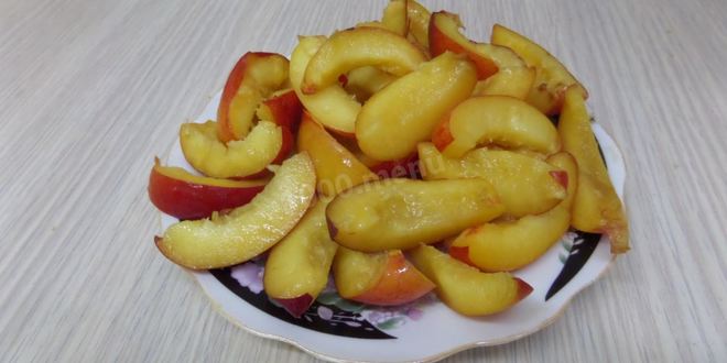 Рецепт персикового пирога на дрожжевом тесте