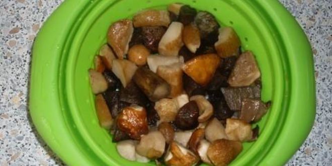 Рецепт пирога из картофельного теста с мясом и грибами