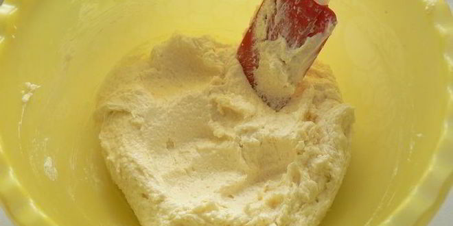 Рецепт пирога с ревенем и миндалем