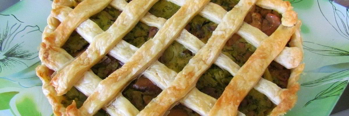 Рецепт Слоеного пирога с брокколи и шампиньонами