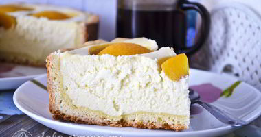 Рецепт Творожного пирога с персиками