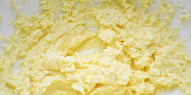 Рецепт творожного пирога с персиками