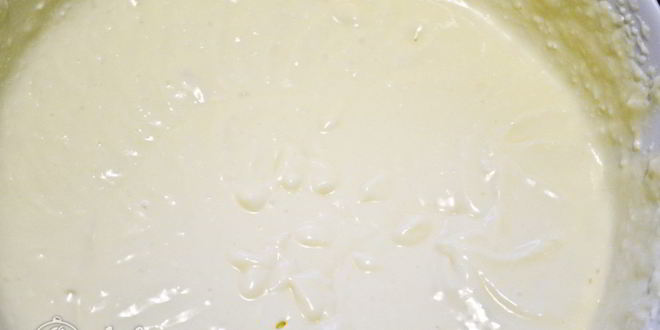 Рецепт творожного пирога с персиками