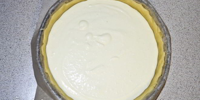 Рецепт творожного пирога с персиками