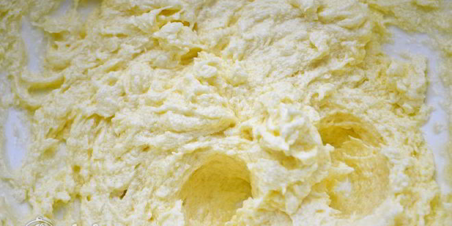 Рецепт творожного пирога с персиками