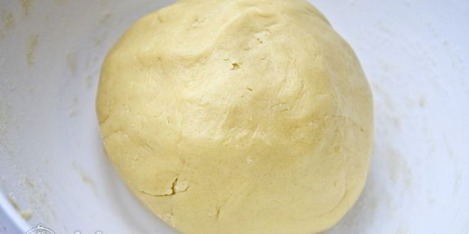 Рецепт творожного пирога с персиками