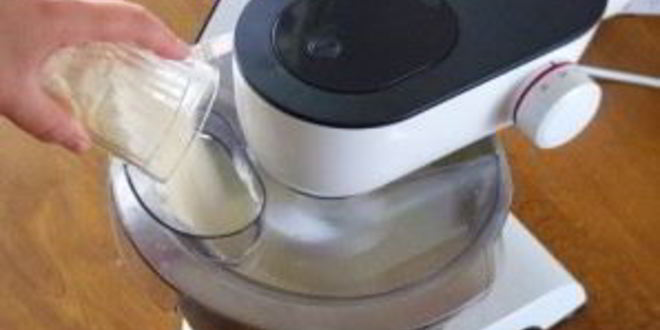 Рецепт заливного пирога с рыбой и яйцами