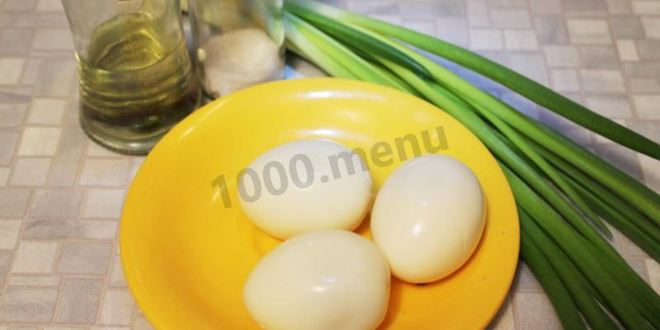 Рецепт заливного пирога с яйцом и зеленым луком на кефире