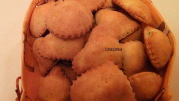 Рецепт Мини-пирожков из творожного теста с сырно-куриной начинкой