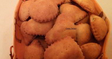 Рецепт Мини-пирожков из творожного теста с сырно-куриной начинкой