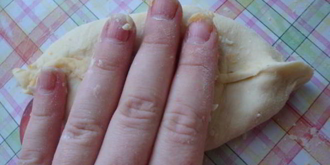 Рецепт пирожков на дрожжевом тесте с картошкой и капустой