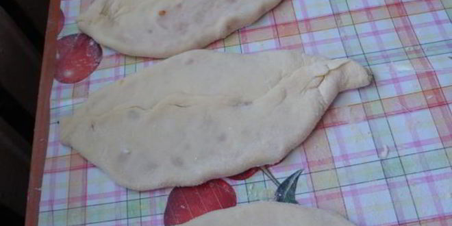 Рецепт пирожков на дрожжевом тесте с картошкой и капустой