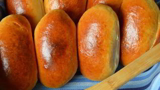 Рецепт Пирожков по-сибирски с солеными груздями