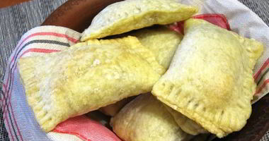 Рецепт Пирожков с капустой из слоеного теста