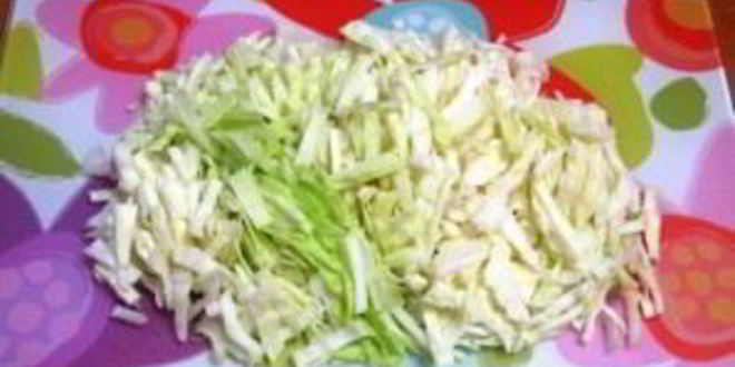 Рецепт пирожков с капустой из слоеного теста