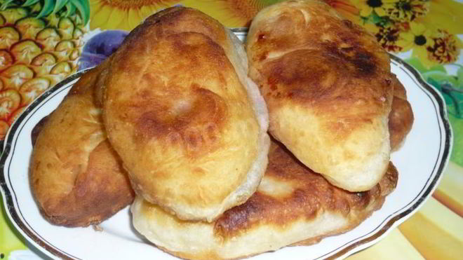 Рецепт пирожков с клубникой на кефире