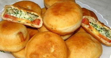 Рецепт Пирожков с помидорами и брынзой