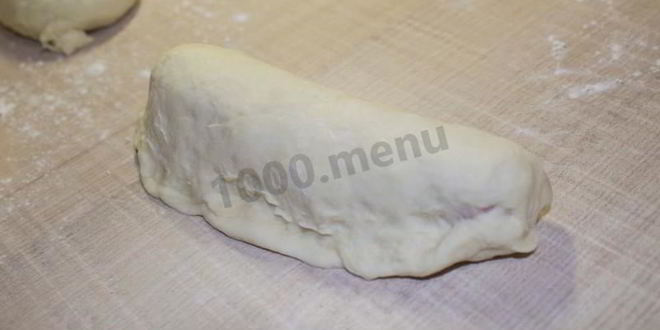 Рецепт пирожков с сосиской в духовке гусеницы