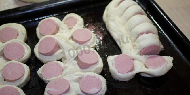 Рецепт пирожков с сосиской в духовке гусеницы