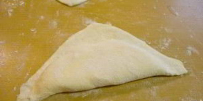 Рецепт пирожков-треугольников с мясом