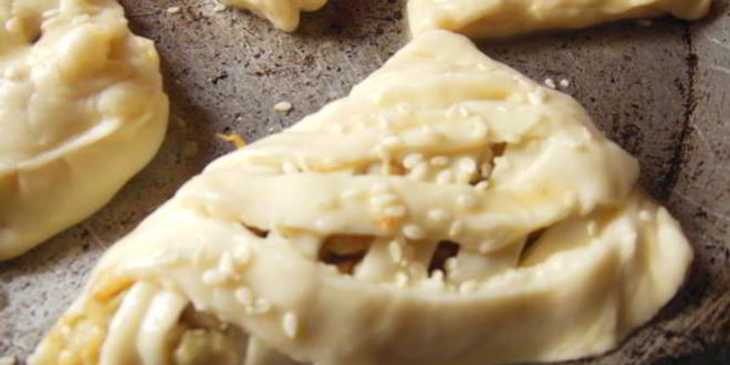 Рецепт плетеных пирожков из творожного теста