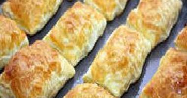Рецепт Слоеных пирожков с творогом и ветчиной