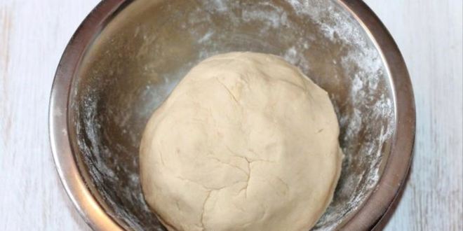 Рецепт закусочных пирожков-булочек с вялеными помидорами