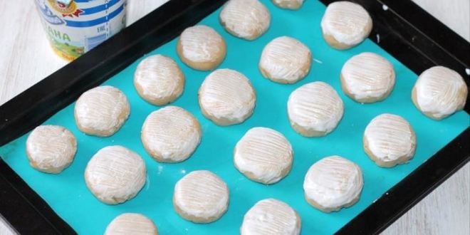 Рецепт закусочных пирожков-булочек с вялеными помидорами