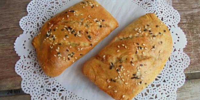 Рецепт Закусочных пирожков с сыром на тесте с морской капустой