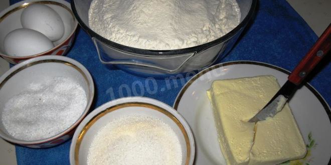 Рецепт жареных пирожков с яблоками на сковороде