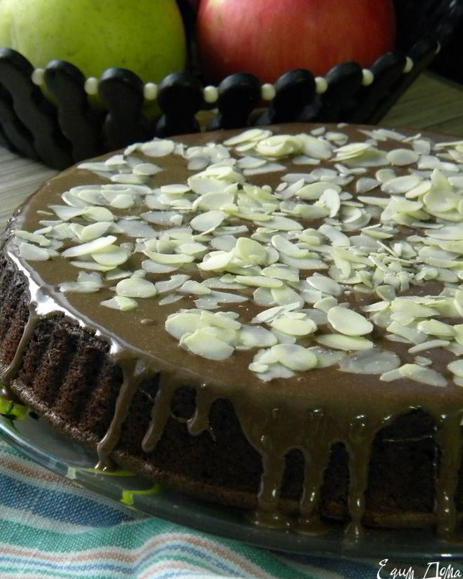 Рецепт брауни с апельсином в миндальных хлопьях