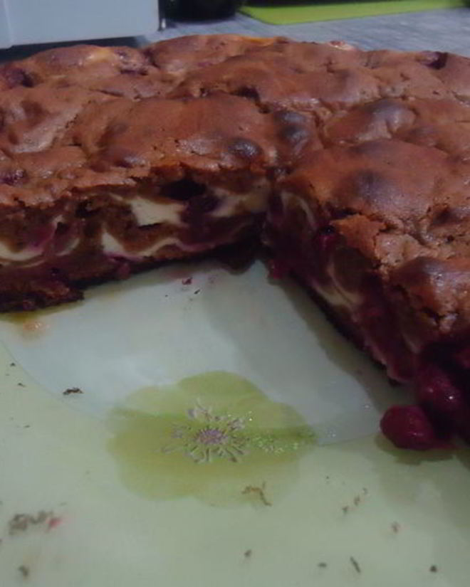 Рецепт брауни с творогом и вишней