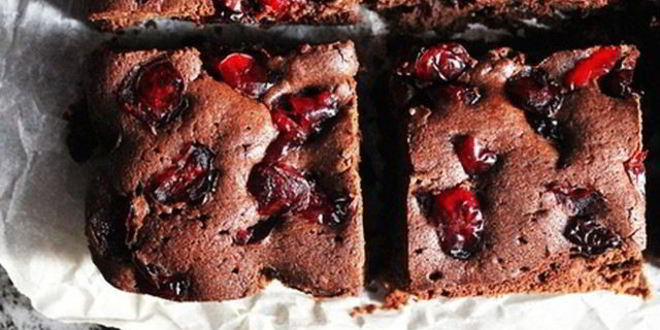 Рецепт Брауни с вишней в мультиварке