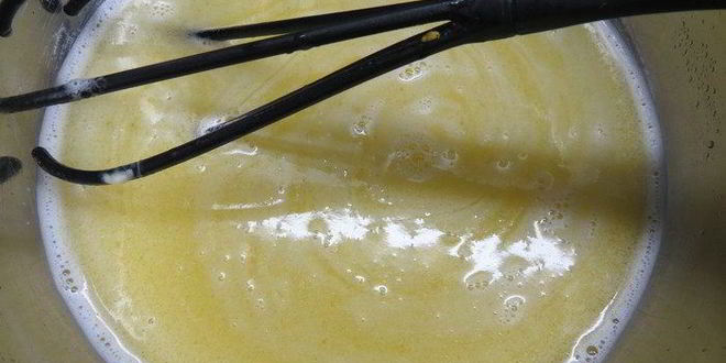 Рецепт елочки из пирожных шу с пломбирным кремом