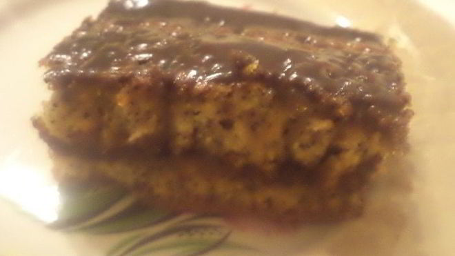 Рецепт маковых пирожных с шоколадно-медовой глазурью