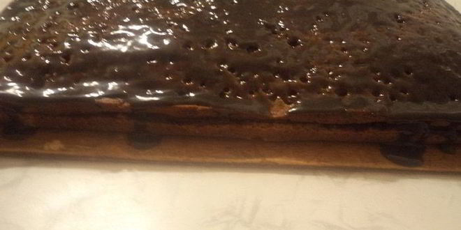 Рецепт маковых пирожных с шоколадно-медовой глазурью