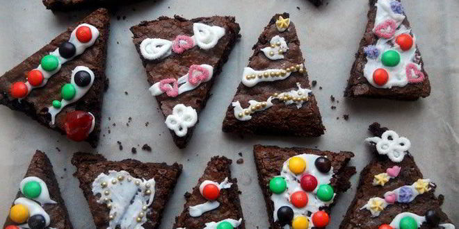 Рецепт пирожного christmas tree brownies