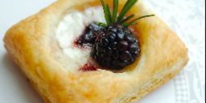 Рецепт Пирожного из слоеного теста со сливочным сыром