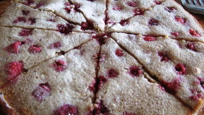 Рецепт пирожных финансье с малиной