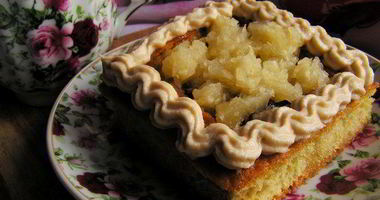 Рецепт Пирожных с финиками, ананасом и творожным кремом