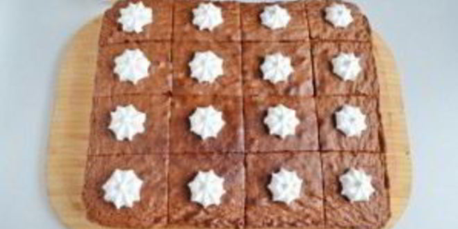 Рецепт шоколадных пирожных со вкусом миндаля