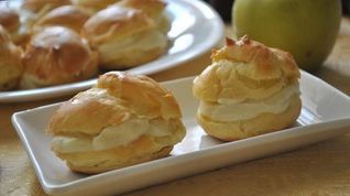 Рецепт Швейцарских заварных пирожных с яблочным кремом