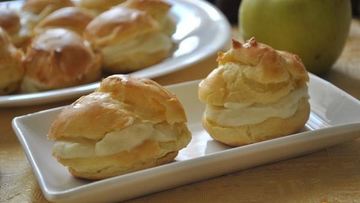 Рецепт Швейцарских заварных пирожных с яблочным кремом
