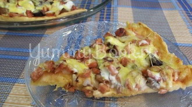 Рецепт домашней пиццы с колбасой и грибами