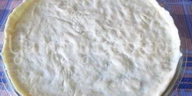 Рецепт домашней пиццы с колбасой и грибами