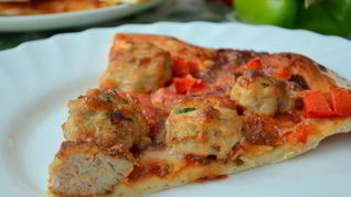 Рецепт Итальянской пиццы с острыми куриными фрикадельками