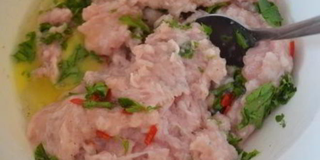 Рецепт итальянской пиццы с острыми куриными фрикадельками